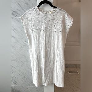 Boden women’s embroidered slub cotton white dress. Size 4